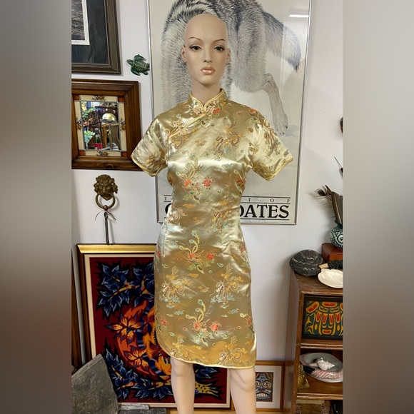 Dragons & Phoenix Mandarin Chinese Dress - Picture 4 of 15